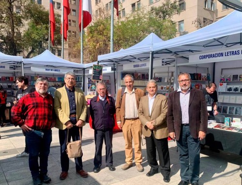 Feria del Libro en el Día del Libro y el Derecho de Autor en Plaza Bulnes